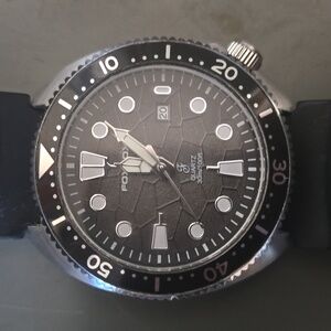 Stainless steel dive watch